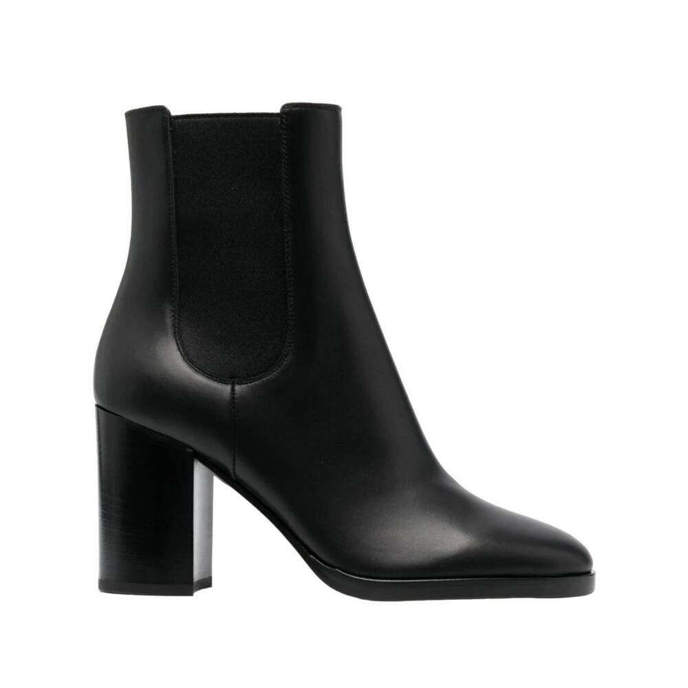 NEW BOTTEGA VENETA women's storm chelsea leather boots in black